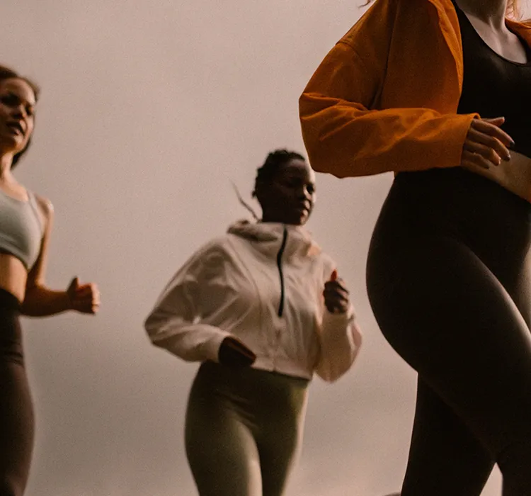 Frauen joggen